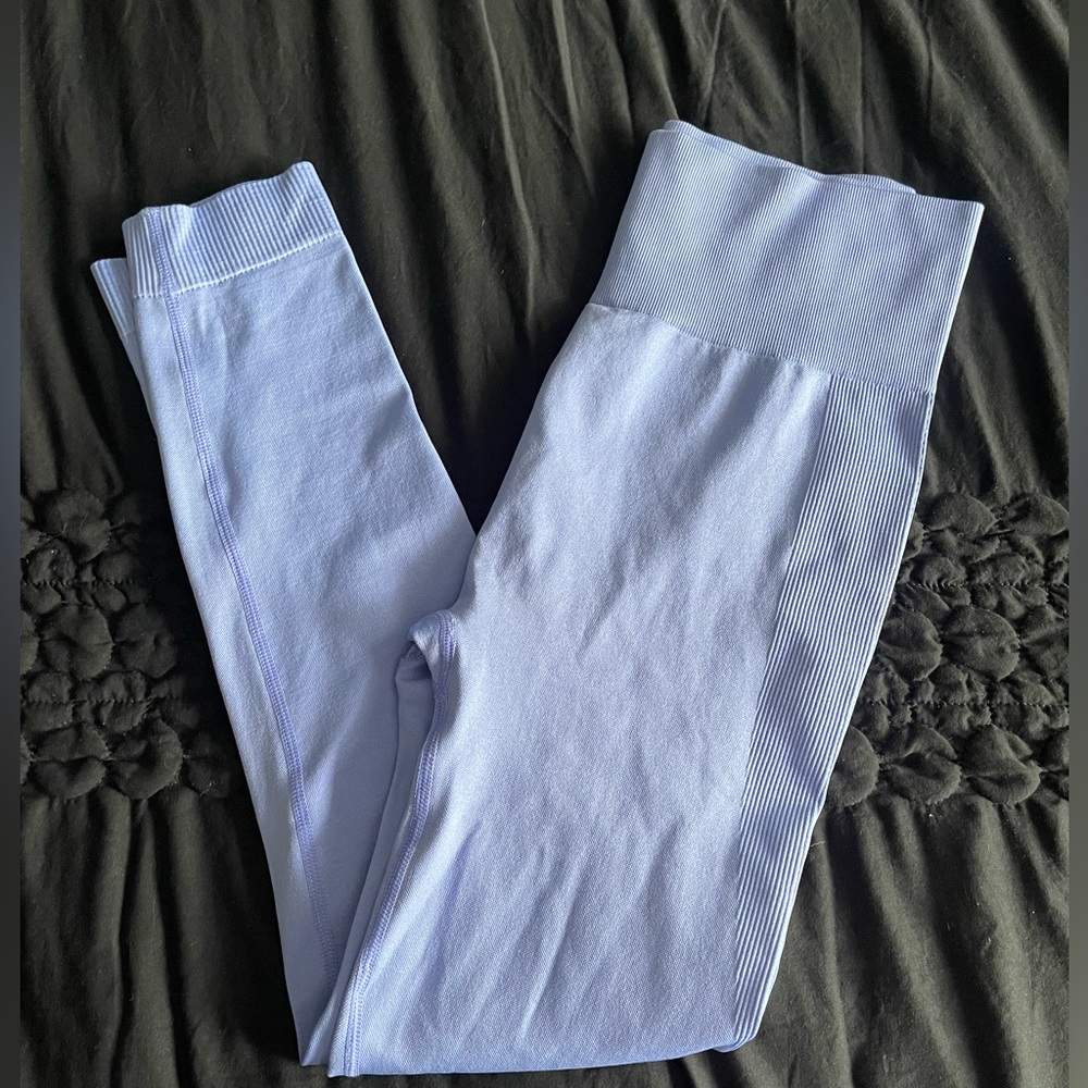 WEWOREWHAT Highwaisted seamless leggings